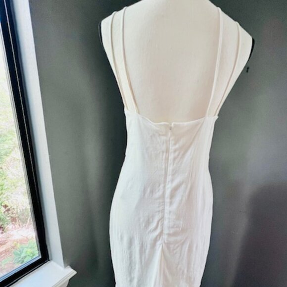 NWT H&M Cream V neck Keyhole Dress Size Medium - Picture 5 of 9